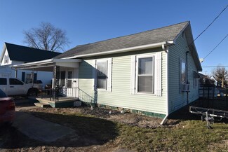 108 E 2nd St, Michigantown, IN 46057