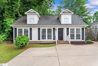 1001 W Lee Rd, Taylors, SC 29687