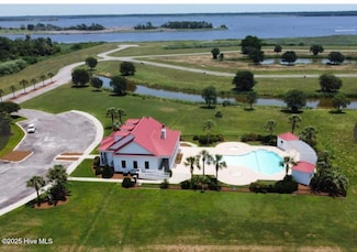 262 Cravens St, Georgetown, SC 29440