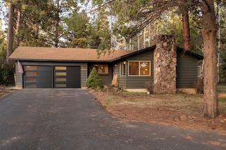 20356 Shahala Ct, Bend, OR 97702