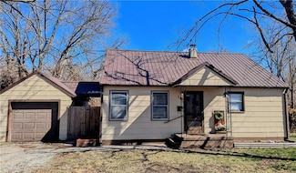 113 S Lonsinger St, Butler, MO 64730