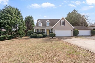 126 Hallmark Ln, Easley, SC 29640