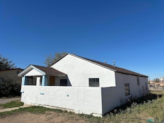 303 E Albuquerque St, Roswell, NM 88203