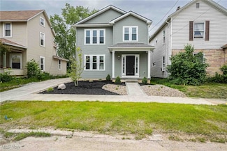 583 Creedmore Ave, Barberton, OH 44203