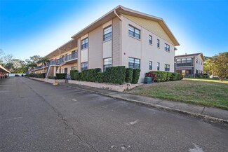 5967 Terrace Park Dr N Unit 101, Saint Petersburg, FL 33709