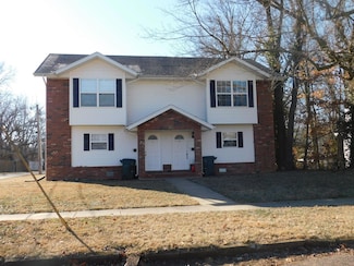 409 W Dunn St, Monett, MO 65708