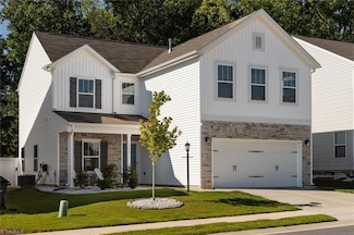 1452 Seawatch Dr, Winston Salem, NC 27127