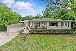 205 Carla Lynn Ct, Dothan, AL 36301