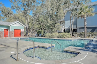 1118 John McEnery Rd, Charleston, SC 29412