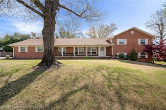 7112 Riviera Dr, Fort Smith, AR 72903