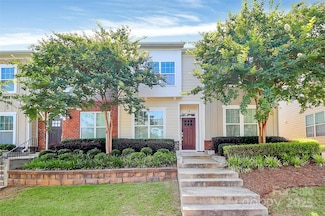 2726 Tranquil Oak Place, Charlotte, NC 28206