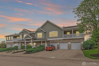 3296 Grand Falls Blvd Unit 8, Maineville, OH 45039