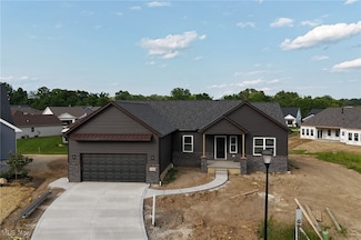 2961 Kestrell Ln, Seville, OH 44273