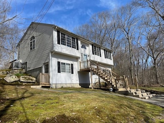 119 Mill Pond Rd, Exeter, RI 02822