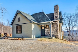 175 Hayden Mountain Rd, Boones Mill, VA 24065