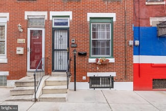 1905 Waterloo St, Philadelphia, PA 19122