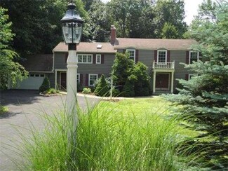 23 Crowningshield Dr, Paxton, MA 01612