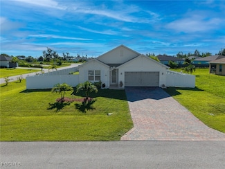 201 SW 24th Place, Cape Coral, FL 33991
