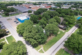 114 S 6th St, Midlothian, TX 76065