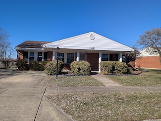 1148 Salem Ln, Xenia, OH 45385
