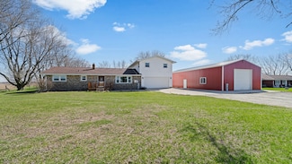 24455 Fulfs Rd, Sterling, IL 61081