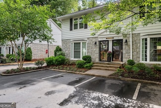 136 Peachtree Memorial Dr NW Unit NH4, Atlanta, GA 30309