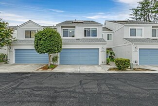 11428 Garden Terrace Dr, Cupertino, CA 95014