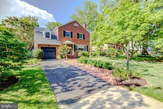 5529 15th St N, Arlington, VA 22205