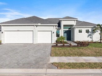 8604 Shore Lake Dr, Englewood, FL 34224
