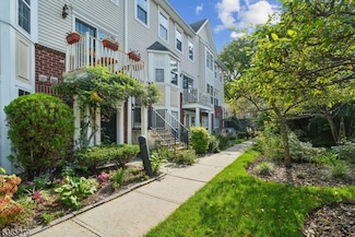 50 Pine St Unit 9C, Montclair, NJ 07042
