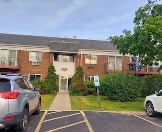 10385 Dearlove Rd Unit 1E, Glenview, IL 60025
