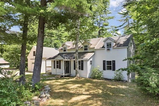2 Kehonka Hill Rd, Wolfeboro, NH 03894