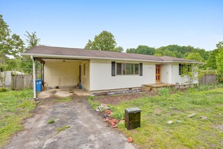 1330 Ely Rd, Hixson, TN 37343