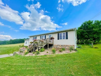 403 Horse Thief Run Rd, Wellsboro, PA 16901