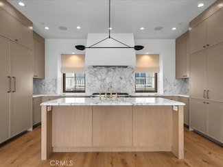 505 Bayview Dr, Manhattan Beach, CA 90266