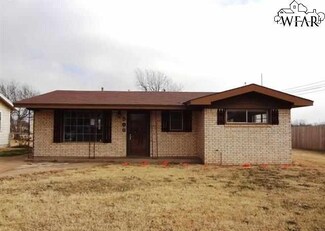 508 S Sycamore St, Archer City, TX 76351
