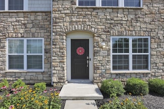 280 Autumn Ridge Cir, Pickerington, OH 43147