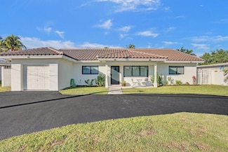 1107 SE 13th Ct, Deerfield Beach, FL 33441