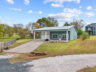 21 Flamingo Cir, Coldspring, TX 77331