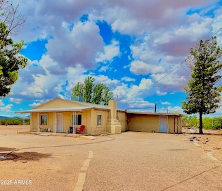 1166 N Plantation Rd, Douglas, AZ 85607