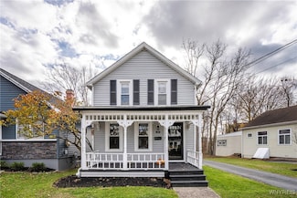 20 Clark St, Lancaster, NY 14086