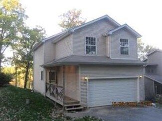 138 Longwood Dr, Ingleside, IL 60041
