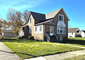 505 Forest St, Wyandotte, MI 48192