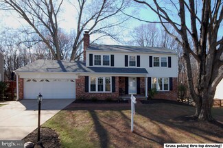 2018 Labrador Ln, Vienna, VA 22182