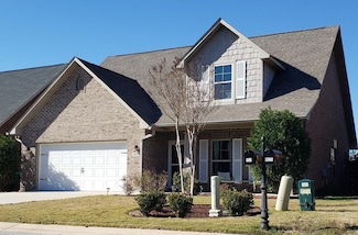1921 Mooring Dr, Navarre, FL 32566