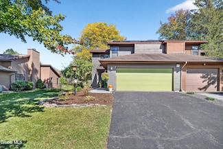 34 Eton Dr, Slingerlands, NY 12159