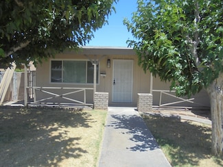 370 N 9th St, Blythe, CA 92225