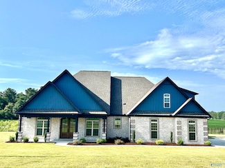 955 W Sanderfer Rd, Athens, AL 35611