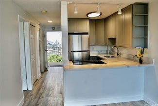 2542 Date St Unit 1203, Honolulu, HI 96826