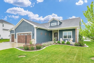 1721 S Stone Creek Blvd, Urbana, IL 61802